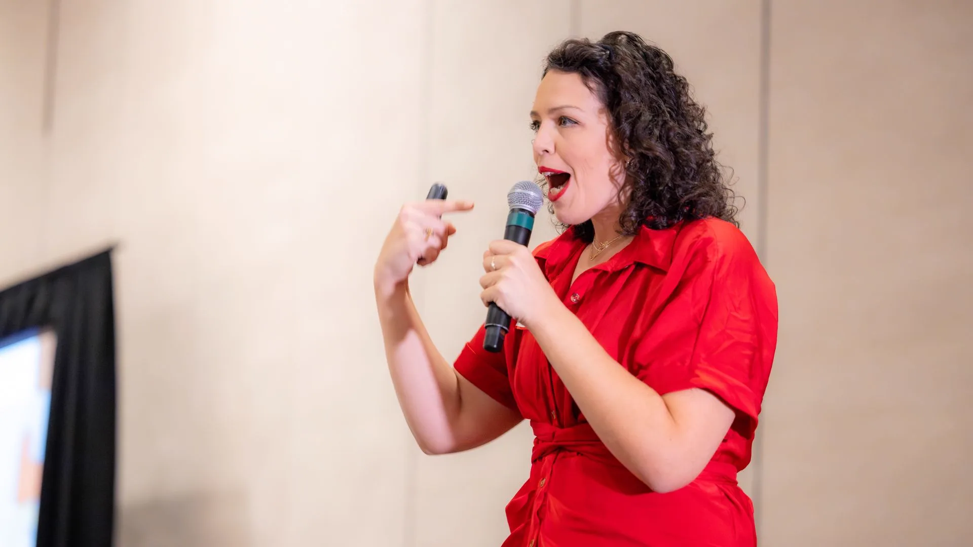 Devon Montgomery Pasha - Professional MC